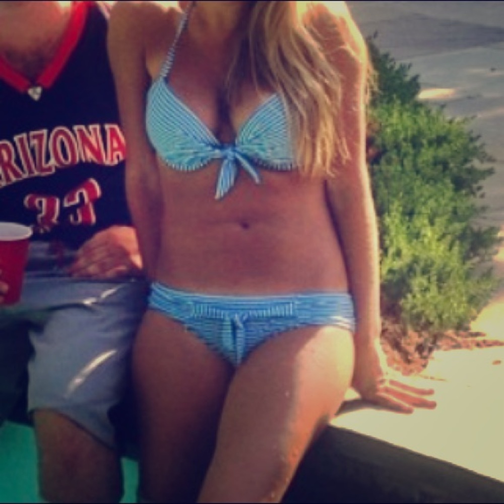 🔵⚪️ Aerie Bikini
